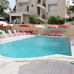 Beach Prenses Hotel Kuşadası