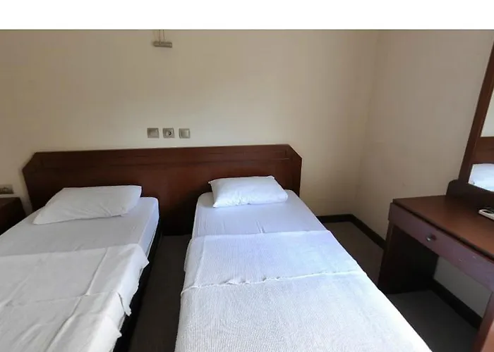 Отель Beach Prenses